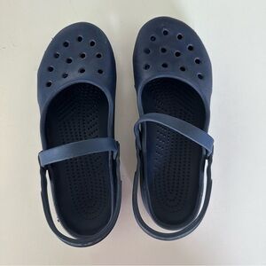 Crocs Shayna Navy Blue Women’s Size 6 Casual Double Strap